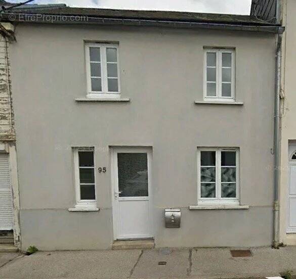 Maison à GRANDVILLIERS