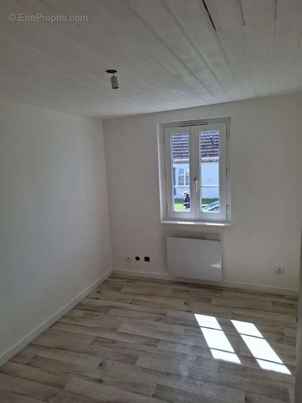 Maison à GRANDVILLIERS