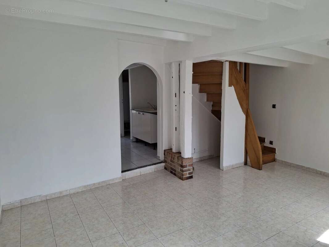 Maison à GRANDVILLIERS