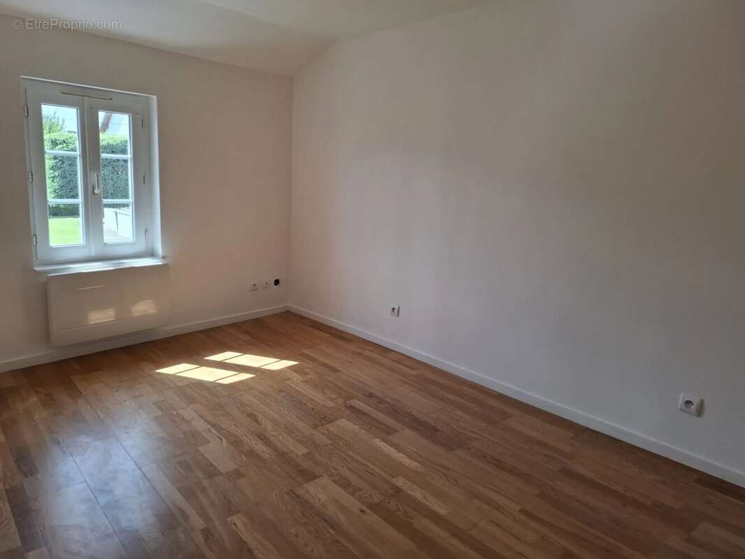 Maison à GRANDVILLIERS