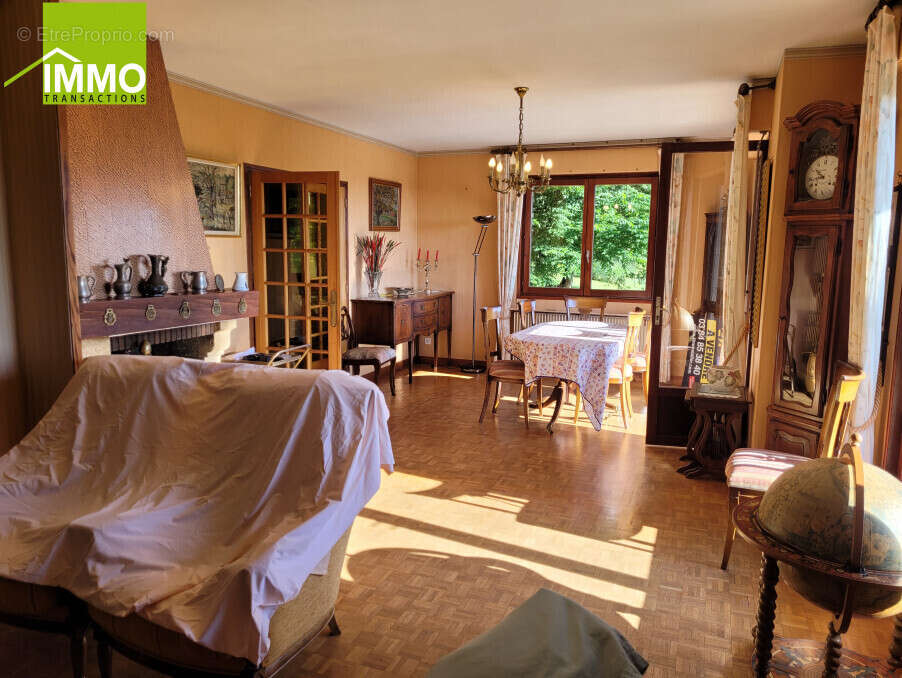 Maison à PANNESSIERES