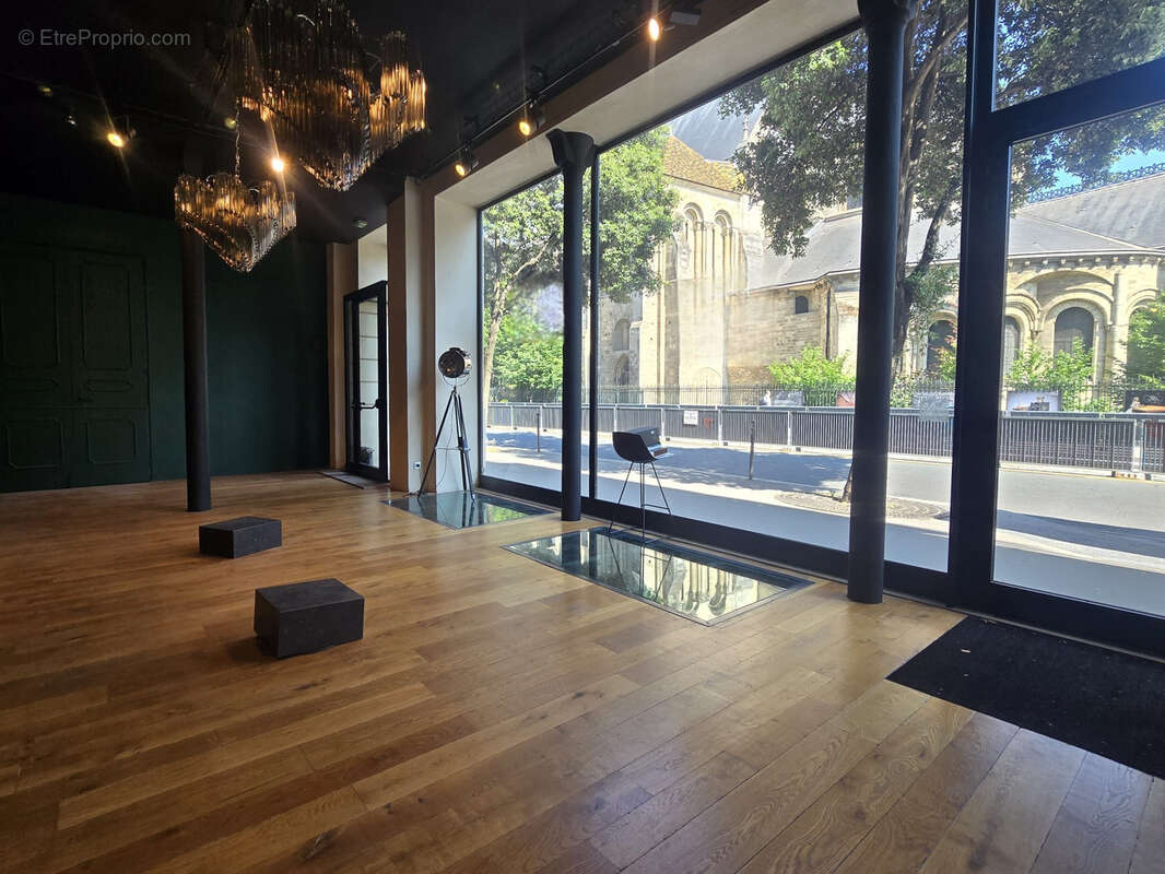 Commerce à PARIS-3E