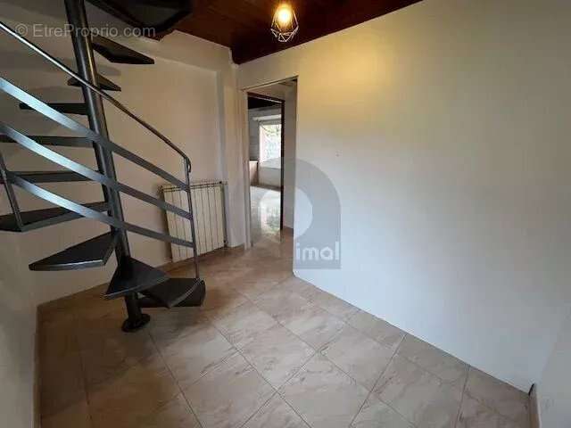 Maison à SAINTE-AGNES