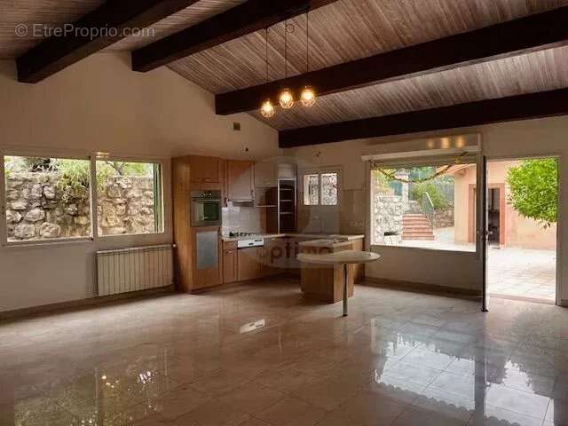 Maison à SAINTE-AGNES