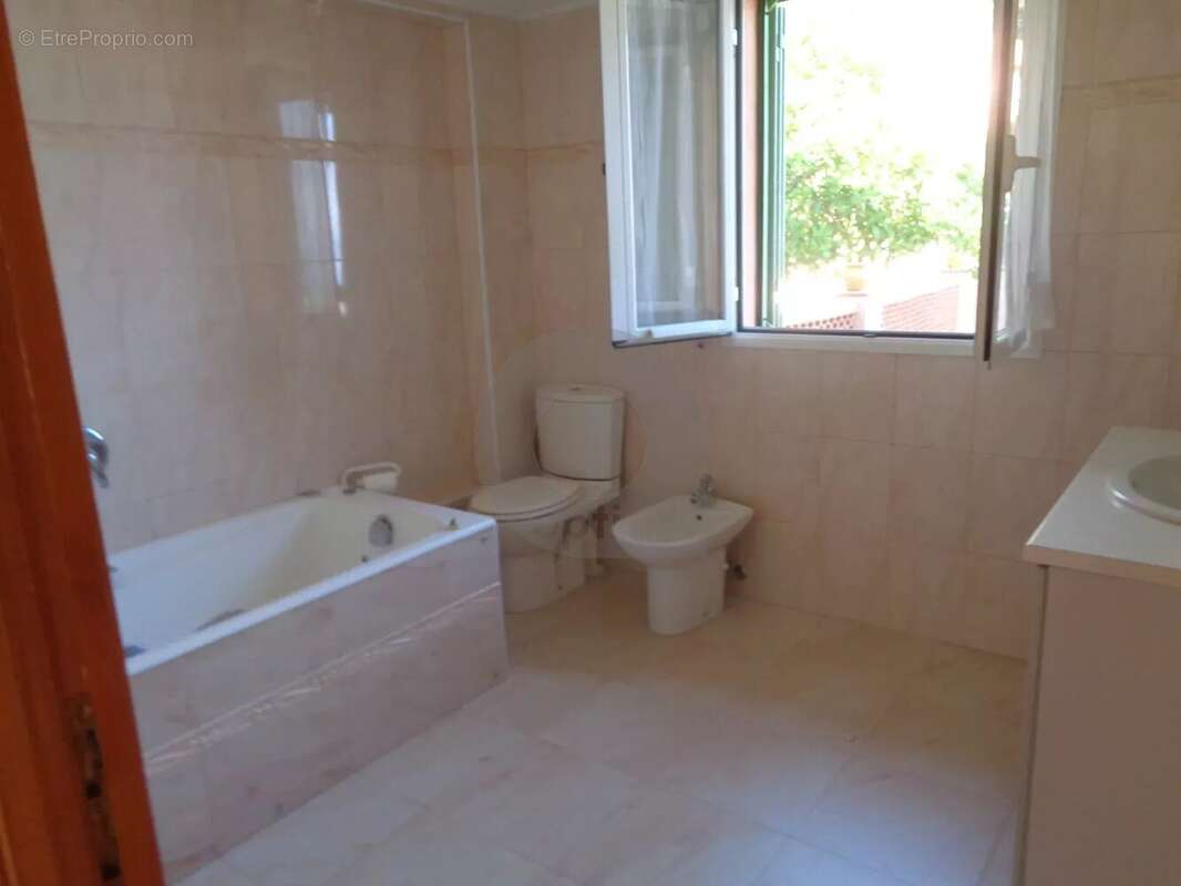 Maison à SAINTE-AGNES