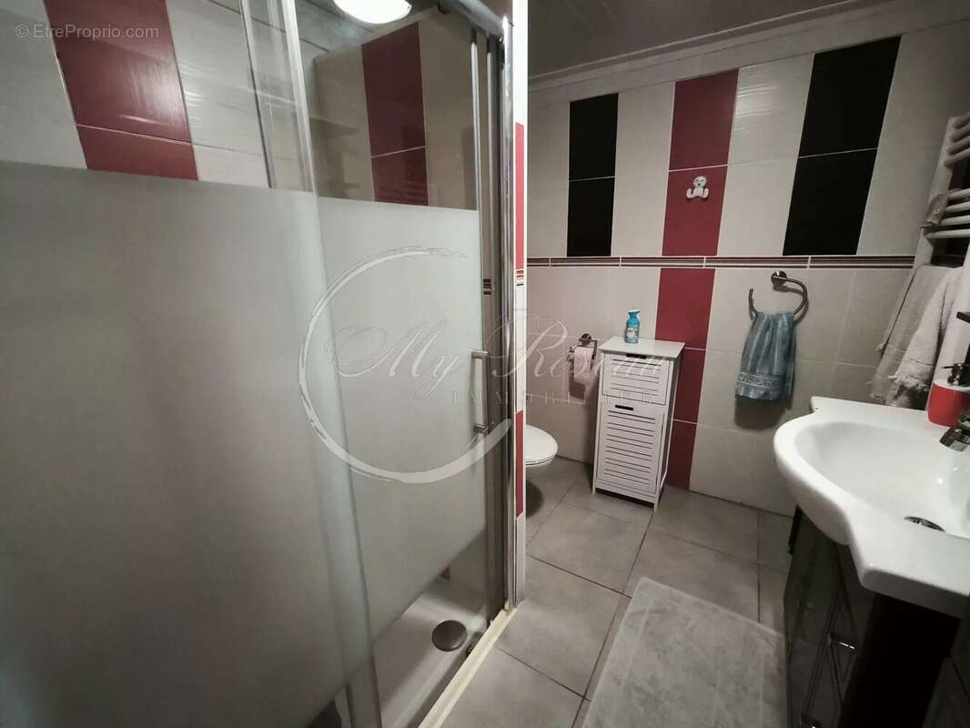 Maison à SAINT-LAURENT-DE-LA-CABRERISSE