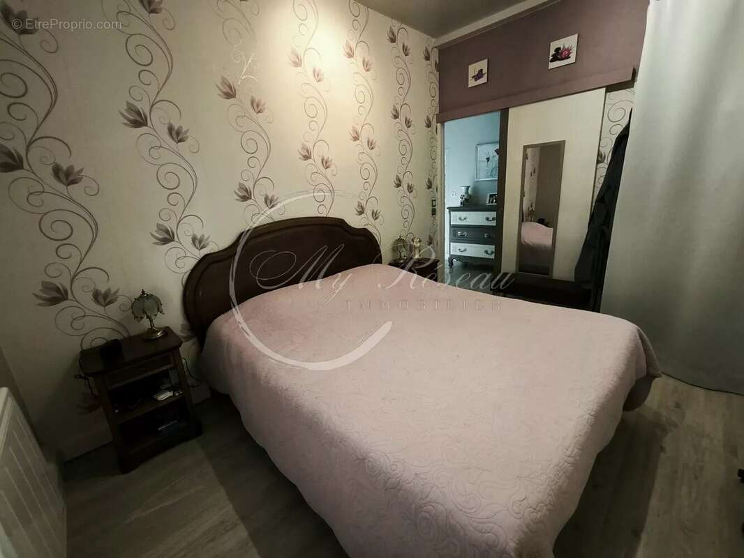 Maison à SAINT-LAURENT-DE-LA-CABRERISSE