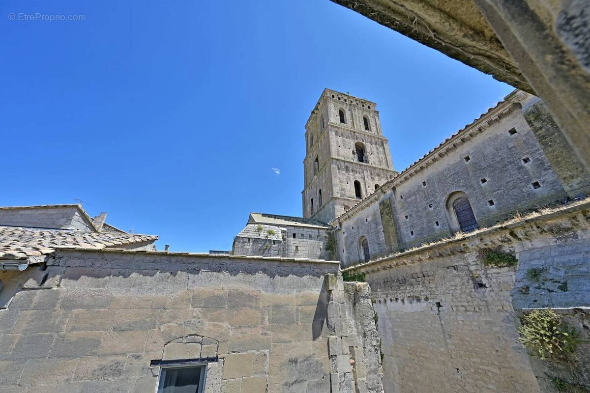 Appartement à ARLES