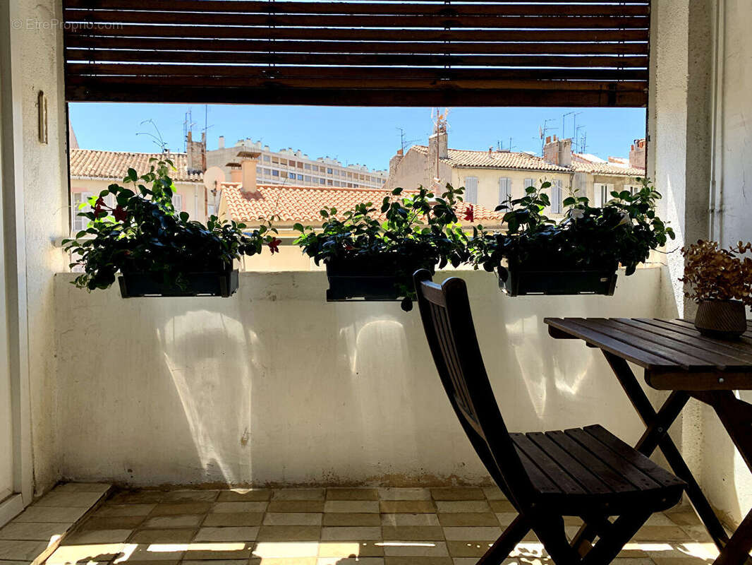 Appartement à MARSEILLE-5E