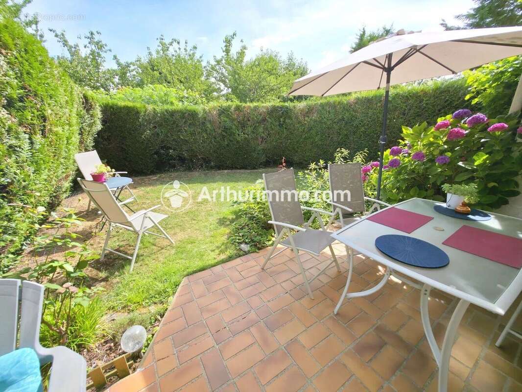 Maison à SAVIGNY-LE-TEMPLE