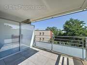 Appartement à SAINT-LAURENT-DU-VAR