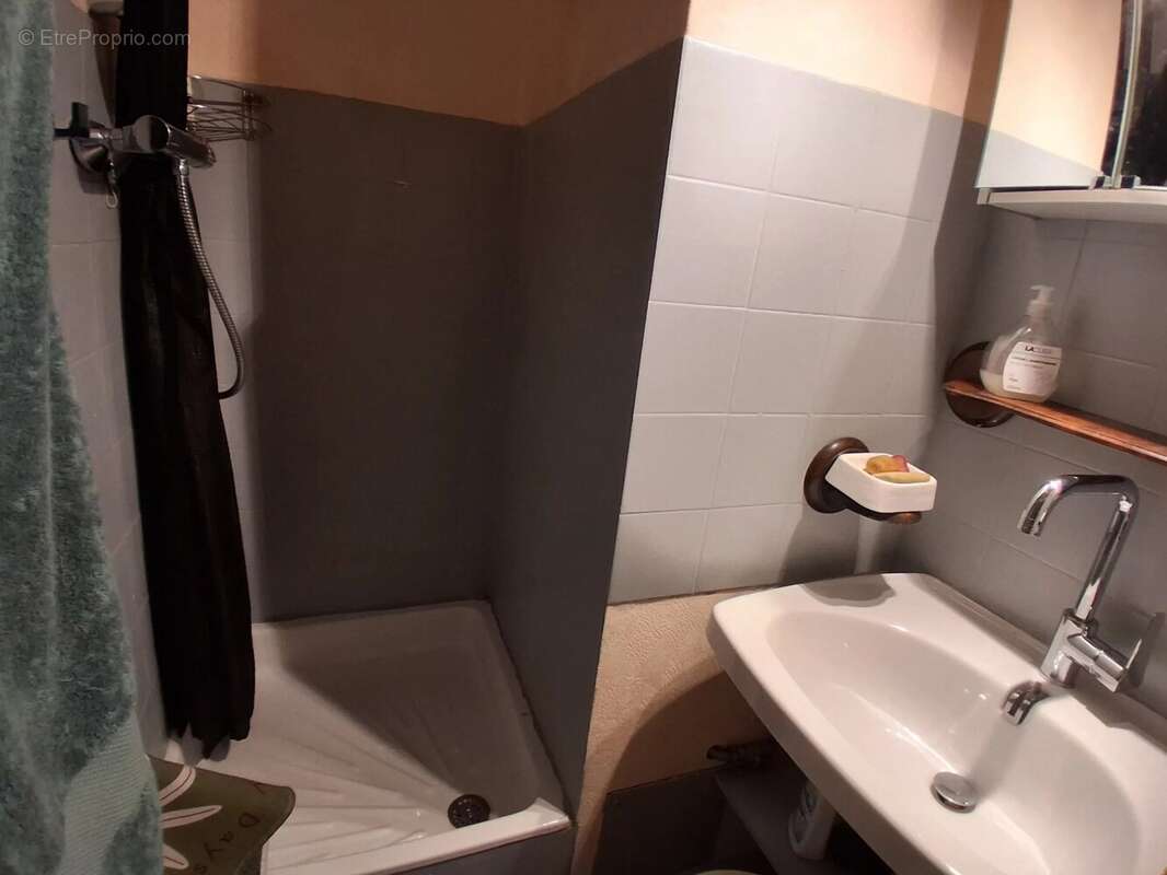 Appartement à AGNIERES-EN-DEVOLUY