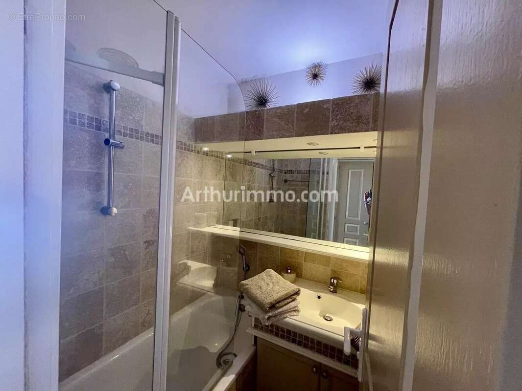 Appartement à GRIMAUD