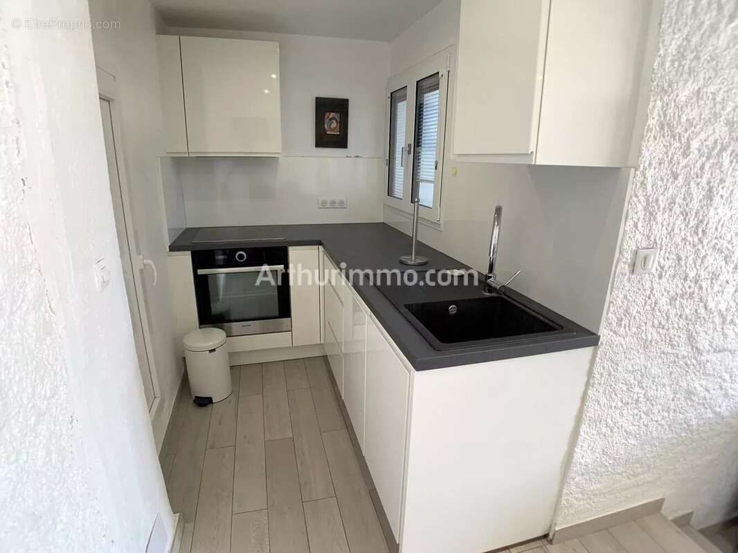 Maison à LES ISSAMBRES