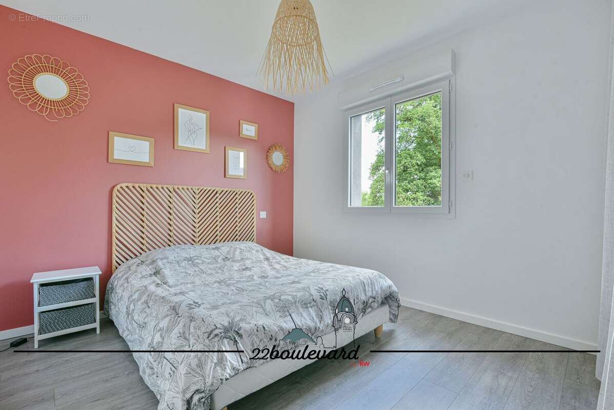 Maison à COMPREIGNAC