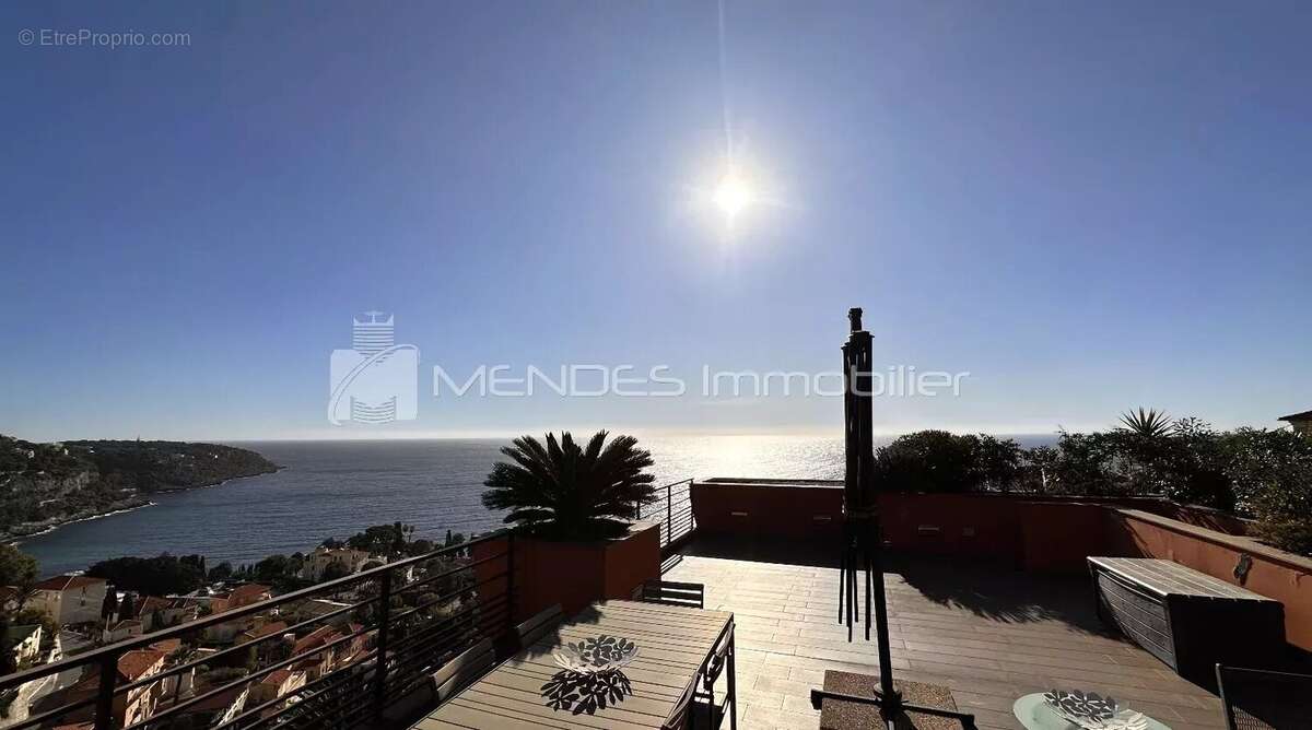 Appartement à ROQUEBRUNE-CAP-MARTIN