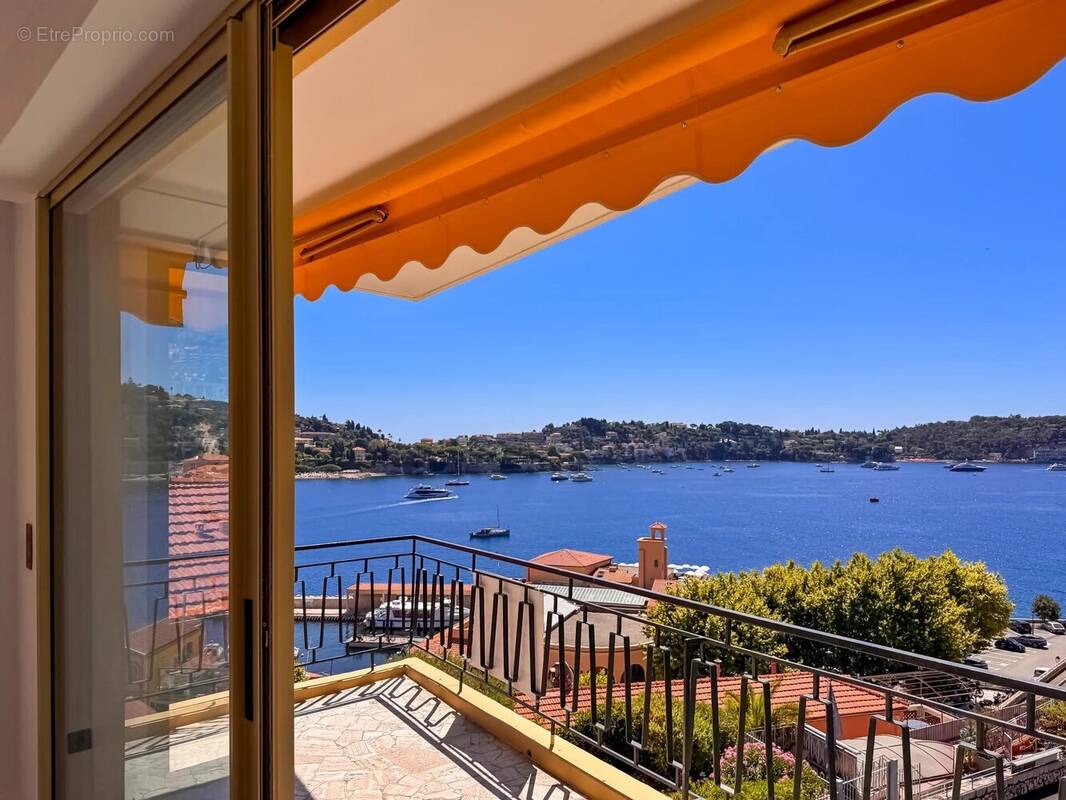 Appartement à VILLEFRANCHE-SUR-MER