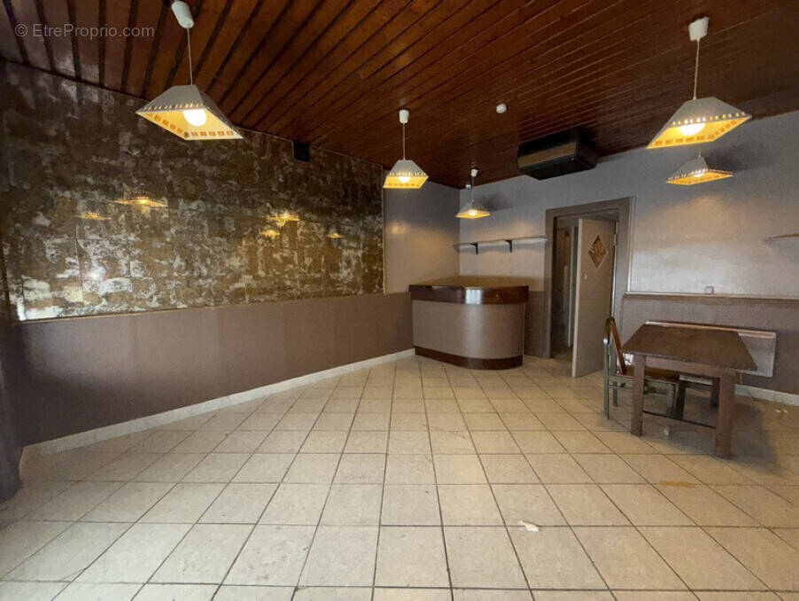 Commerce à SAINT-CLAUDE