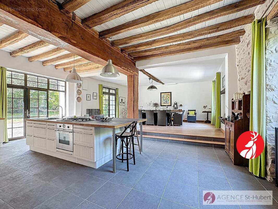 Maison à CHAILLY-EN-BIERE