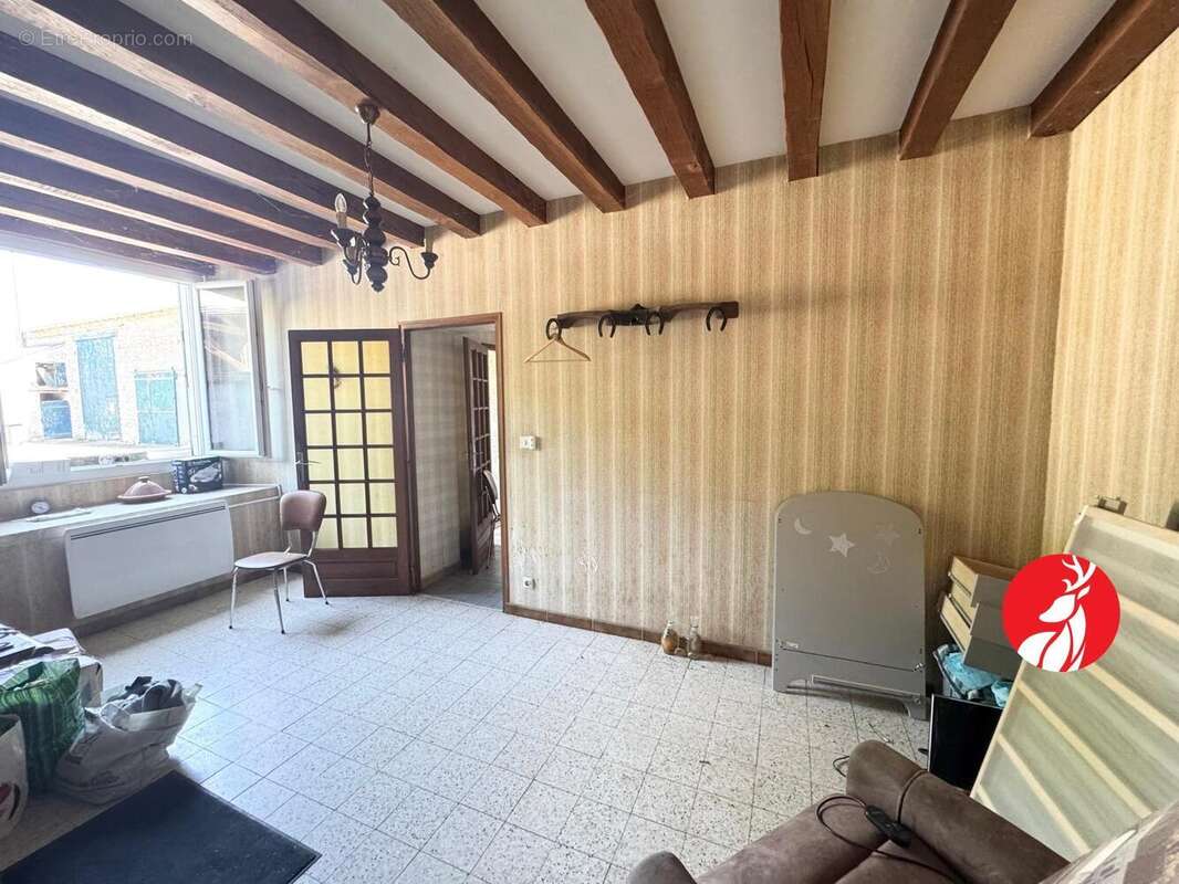 Maison à LA CHAPELLE-LA-REINE