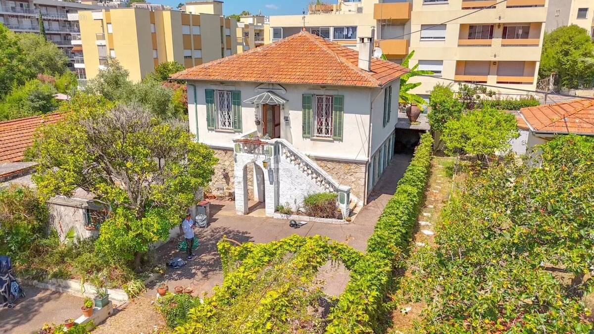 Maison à ANTIBES