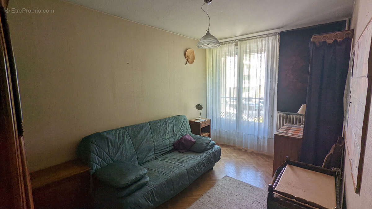 Appartement à CHENOVE