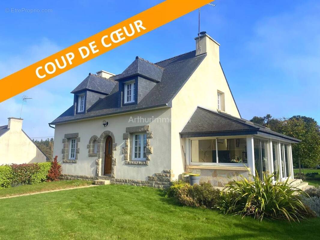 Maison à SAINT-CARREUC