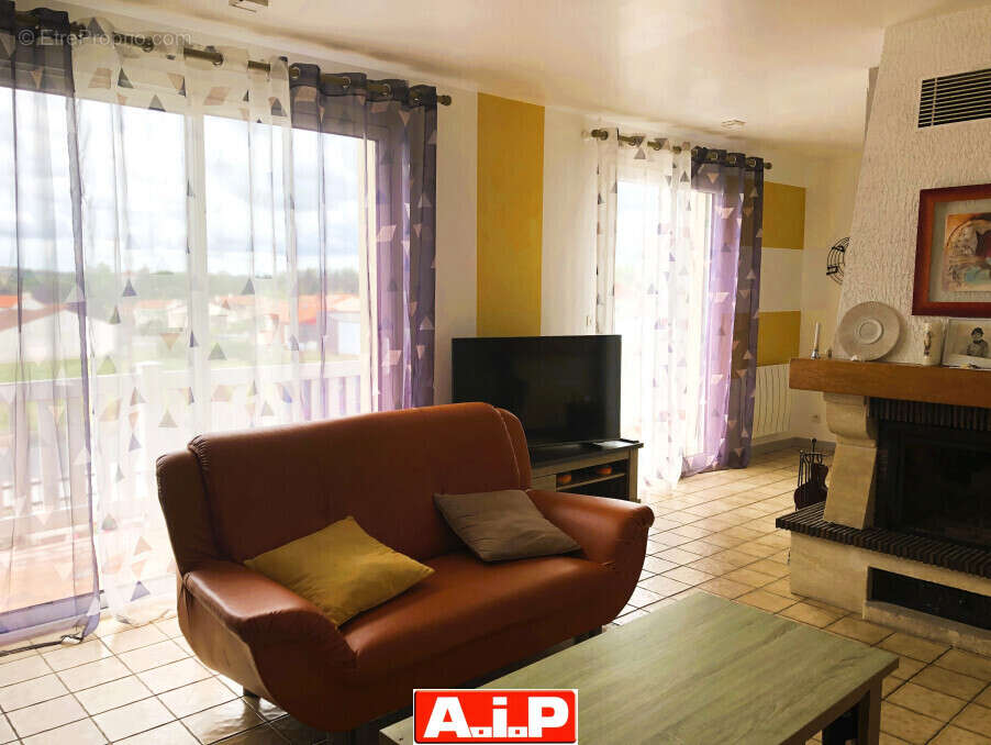 Maison à SAINT-MESMIN