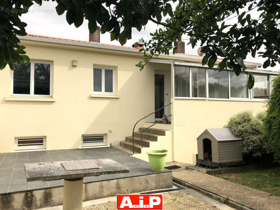 Maison à SAINT-MESMIN