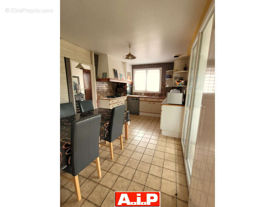 Maison à SAINT-MESMIN