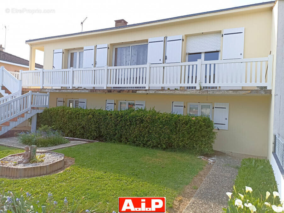 Maison à SAINT-MESMIN