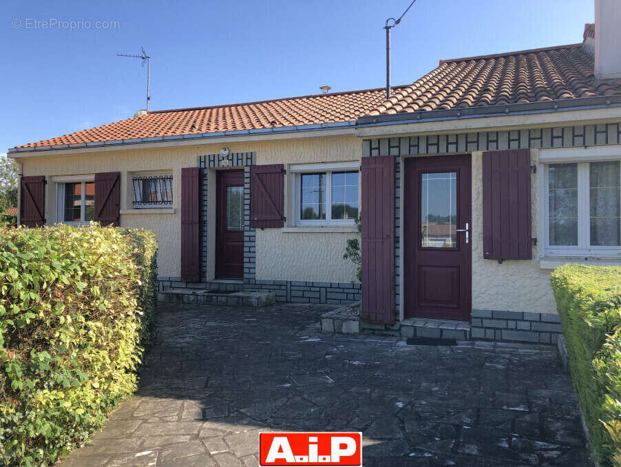 Maison à SAINT-MESMIN