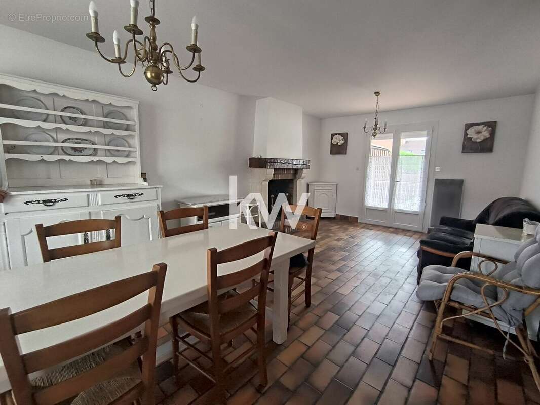 Maison à ATHIS-MONS