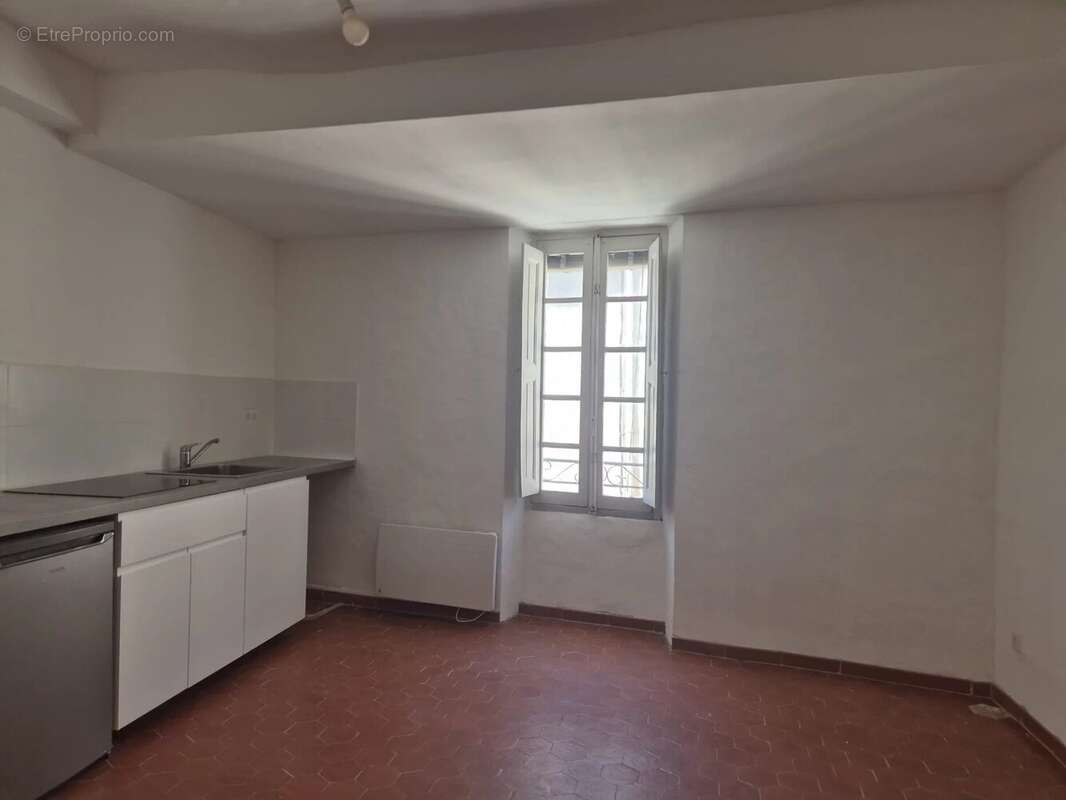 Appartement à COTIGNAC