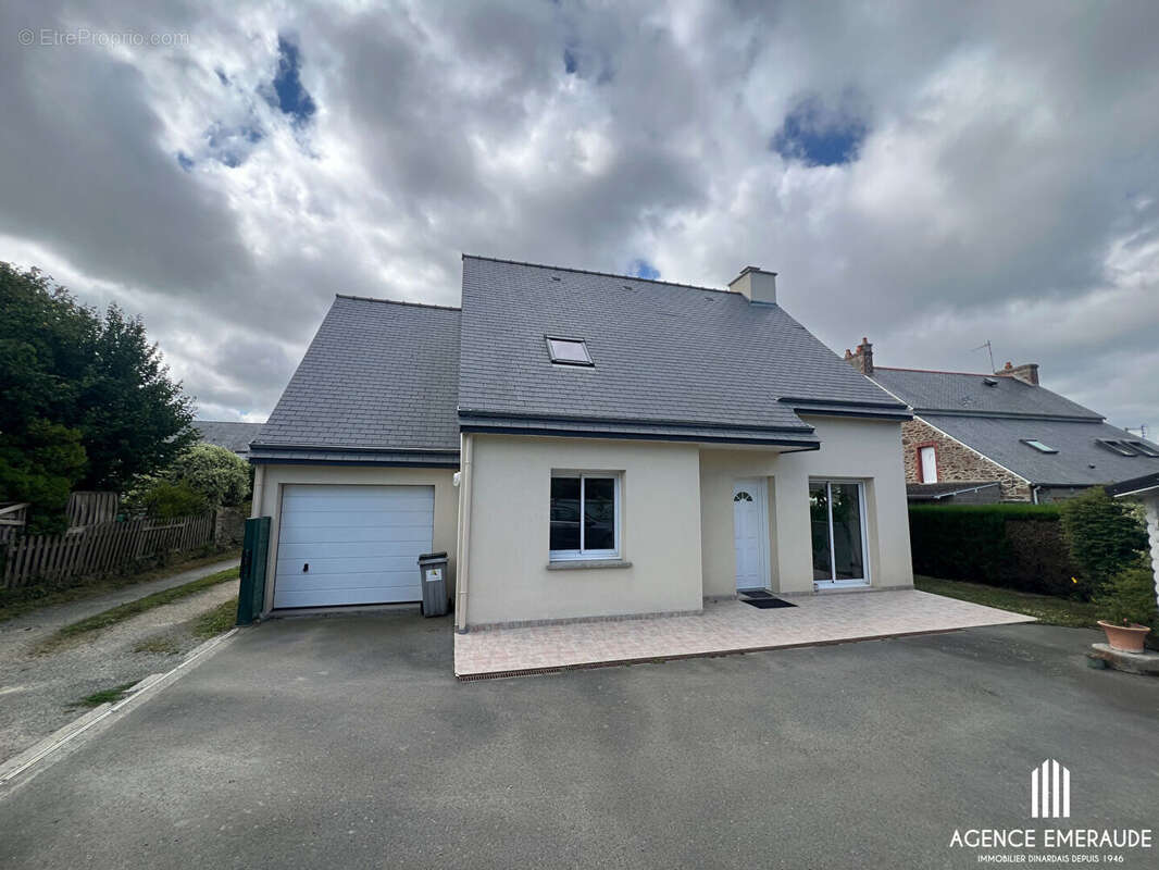 Maison à LA RICHARDAIS