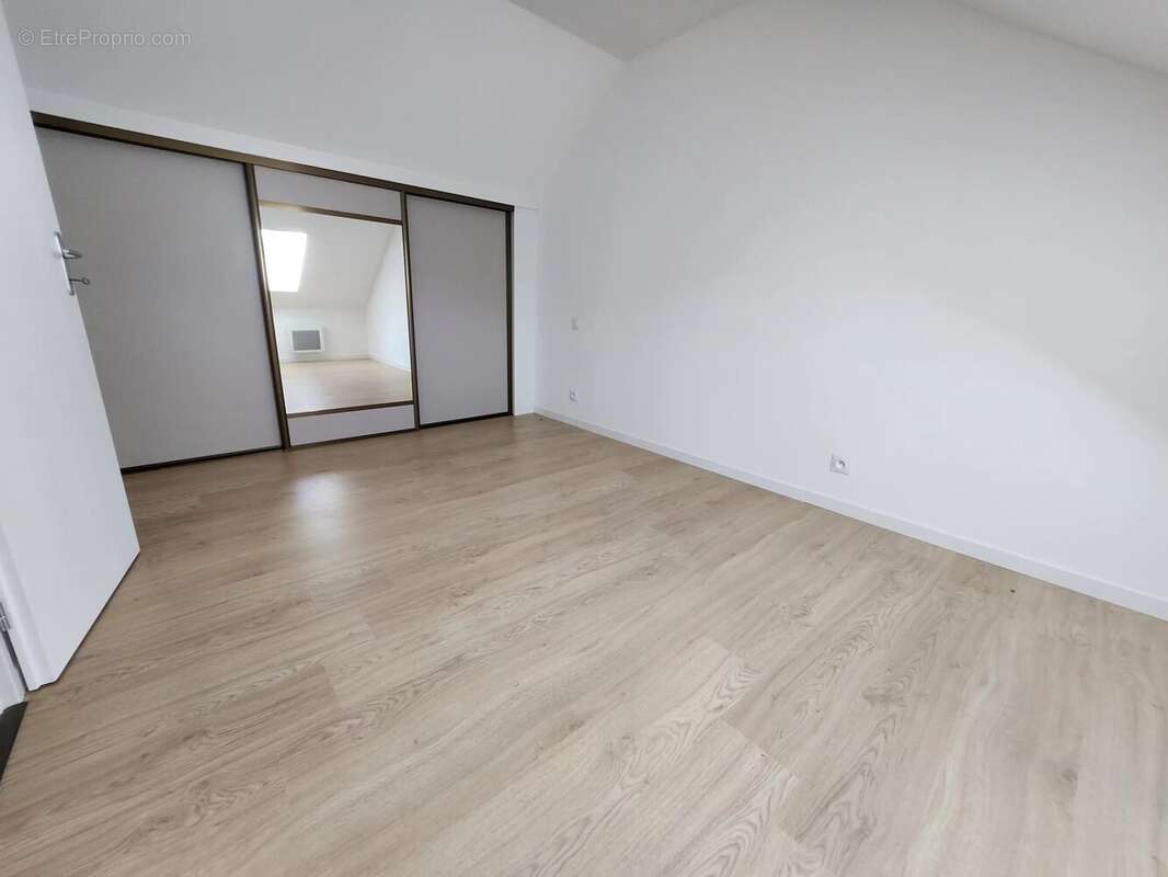 Maison à SAINT-JUNIEN