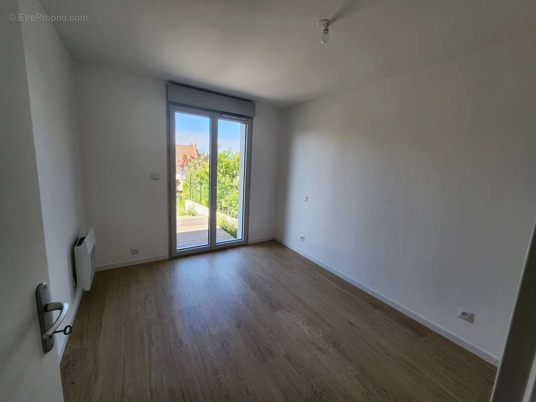 Maison à SAINT-JUNIEN