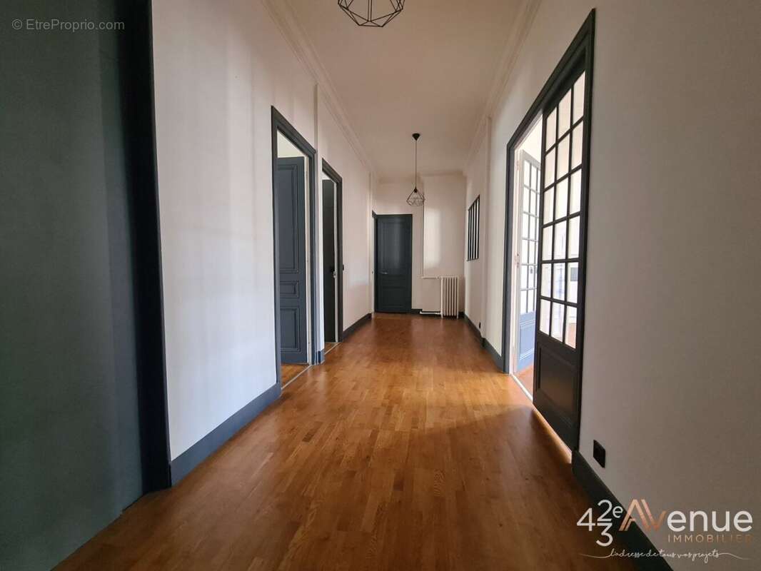 Appartement à SAINT-ETIENNE