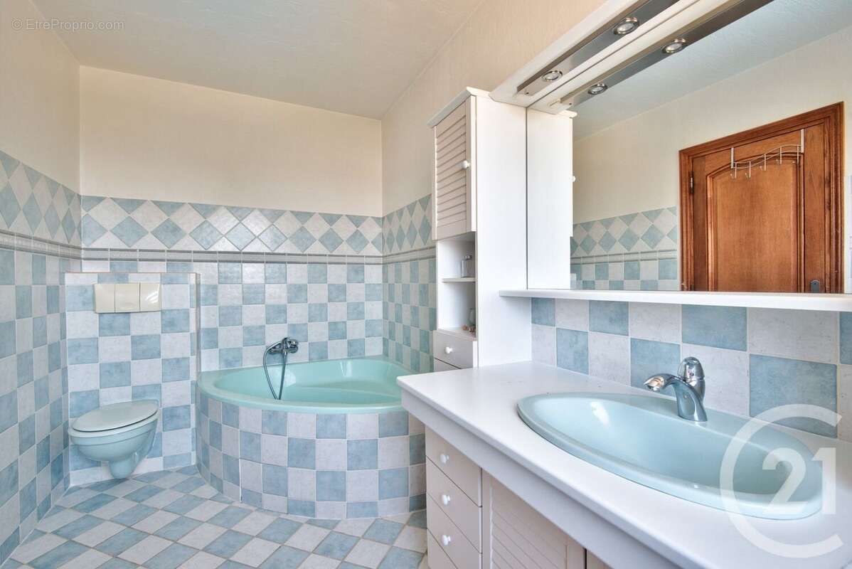 Maison à CAGNES-SUR-MER