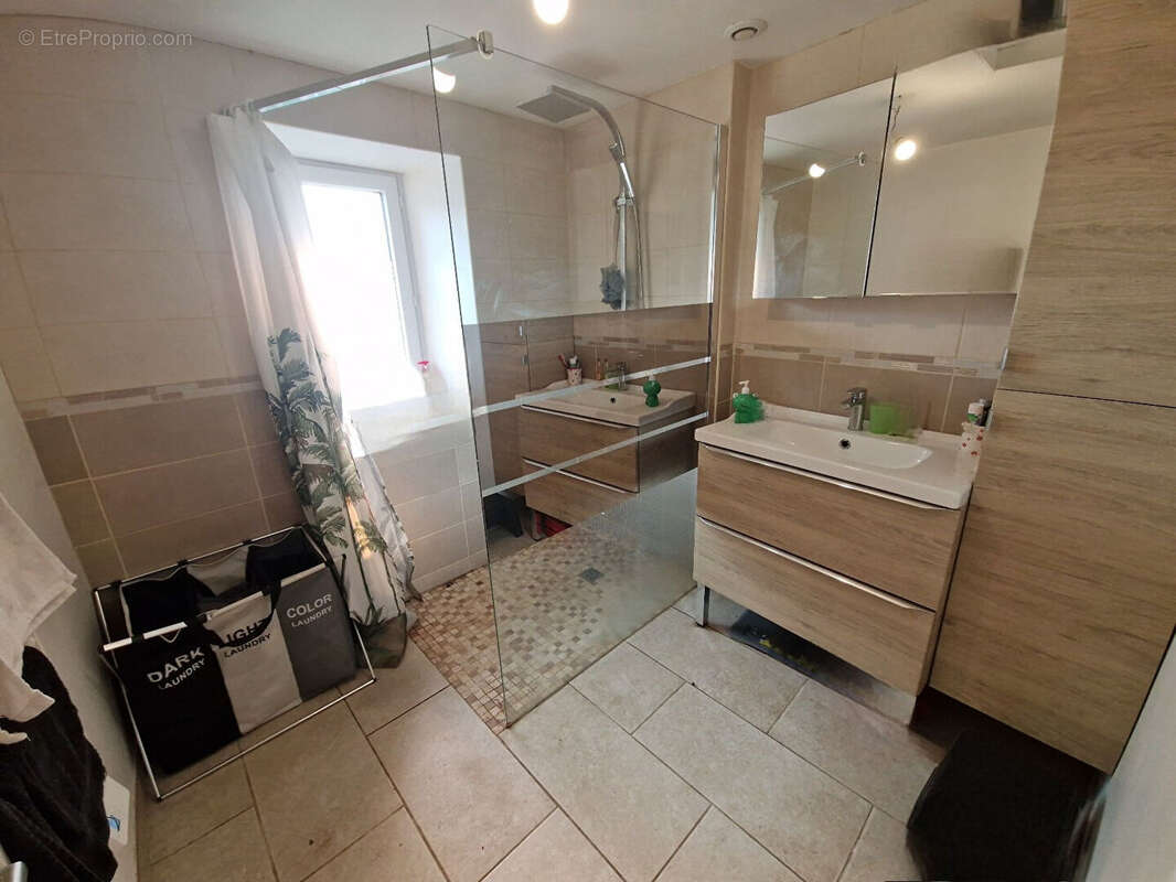 Maison à LOUVIE-SOUBIRON