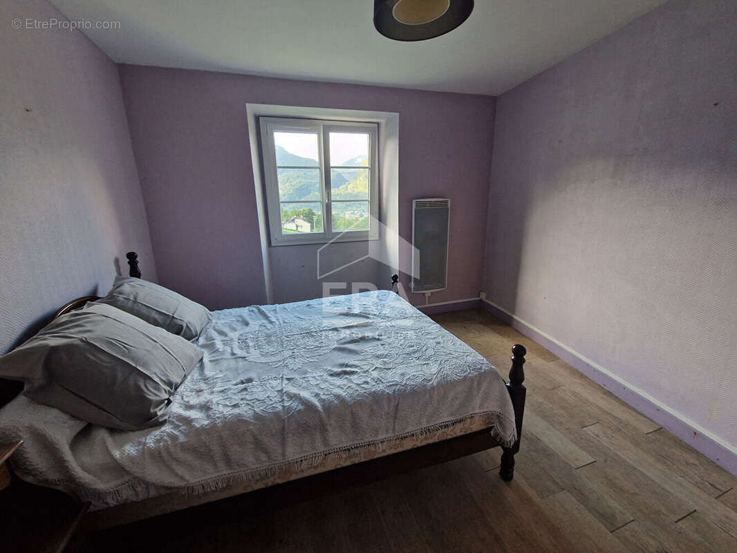 Maison à LOUVIE-SOUBIRON