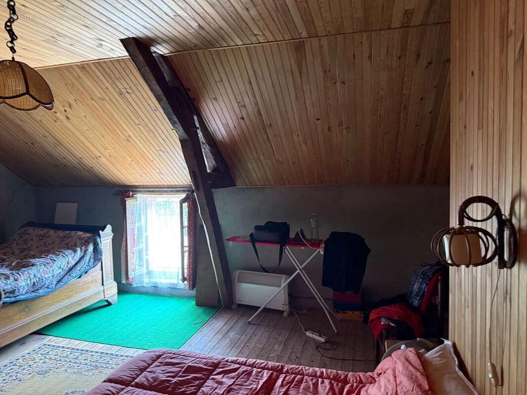 Maison à POULIGNY-NOTRE-DAME