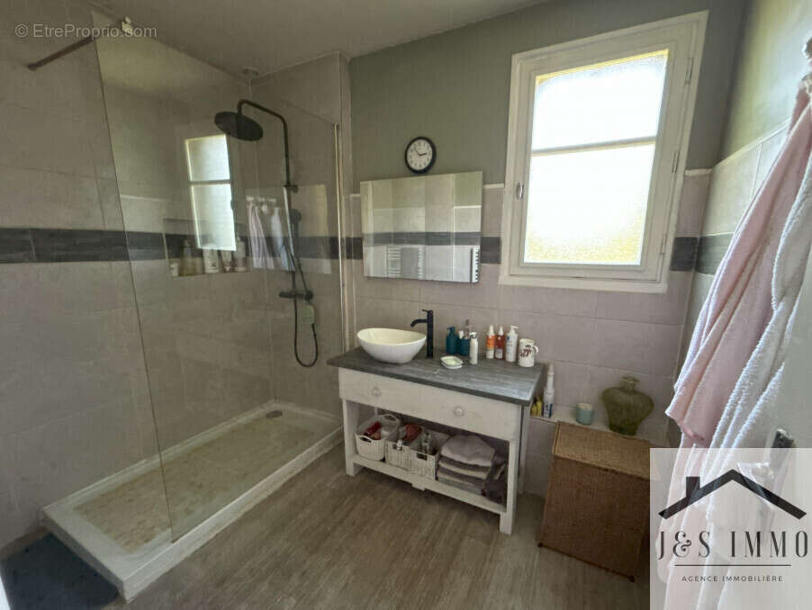 Maison à SAINT-CLAUD