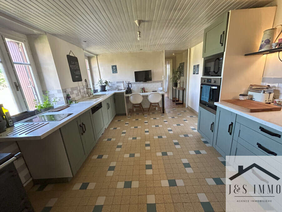 Maison à SAINT-CLAUD