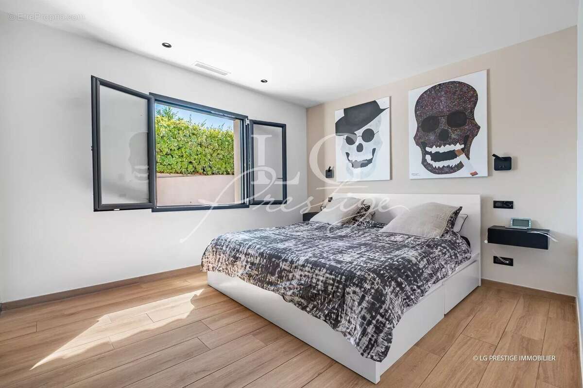 Maison à MONTAUROUX