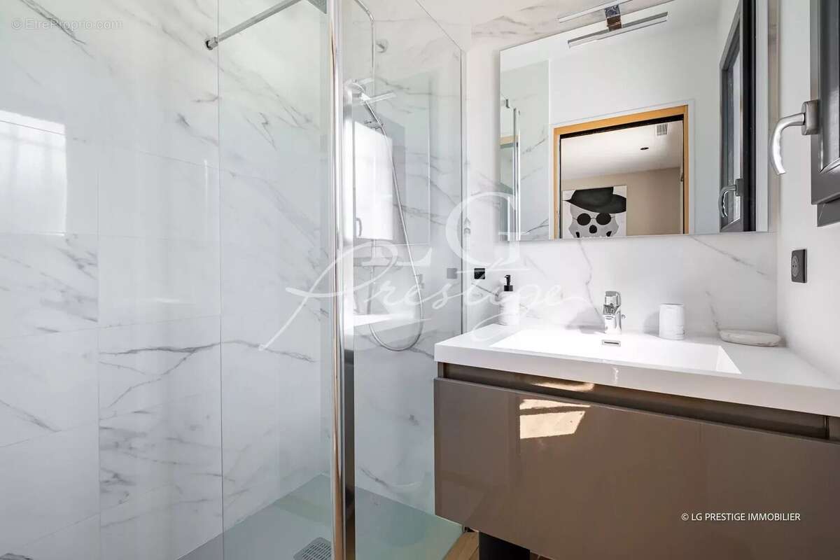 Maison à MONTAUROUX