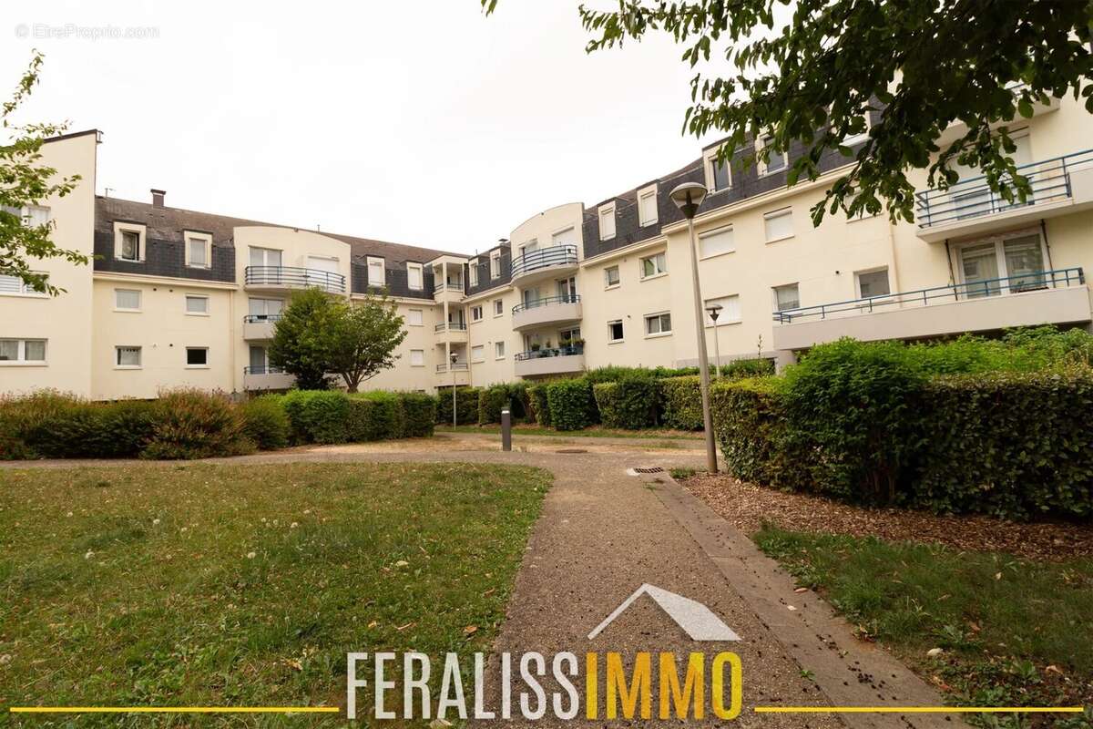 Appartement à JOUY-LE-MOUTIER