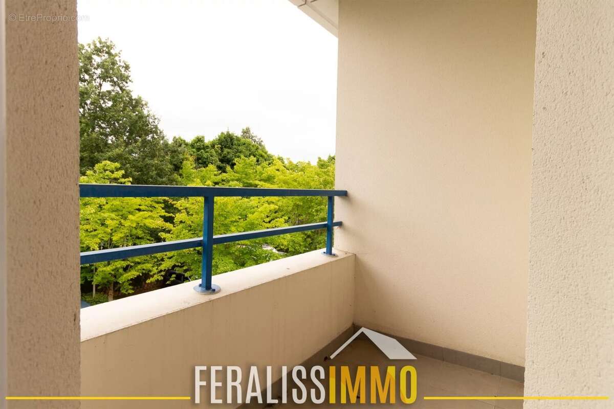 Appartement à JOUY-LE-MOUTIER