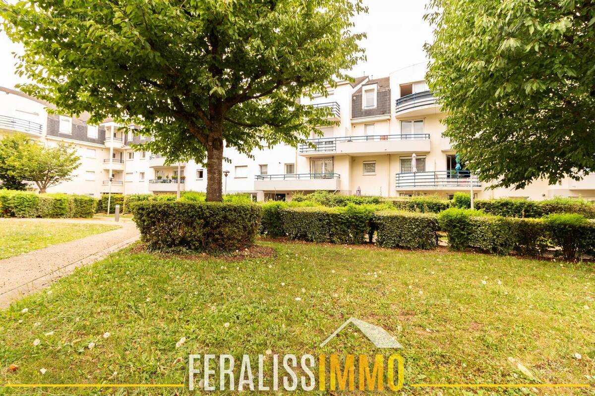 Appartement à JOUY-LE-MOUTIER