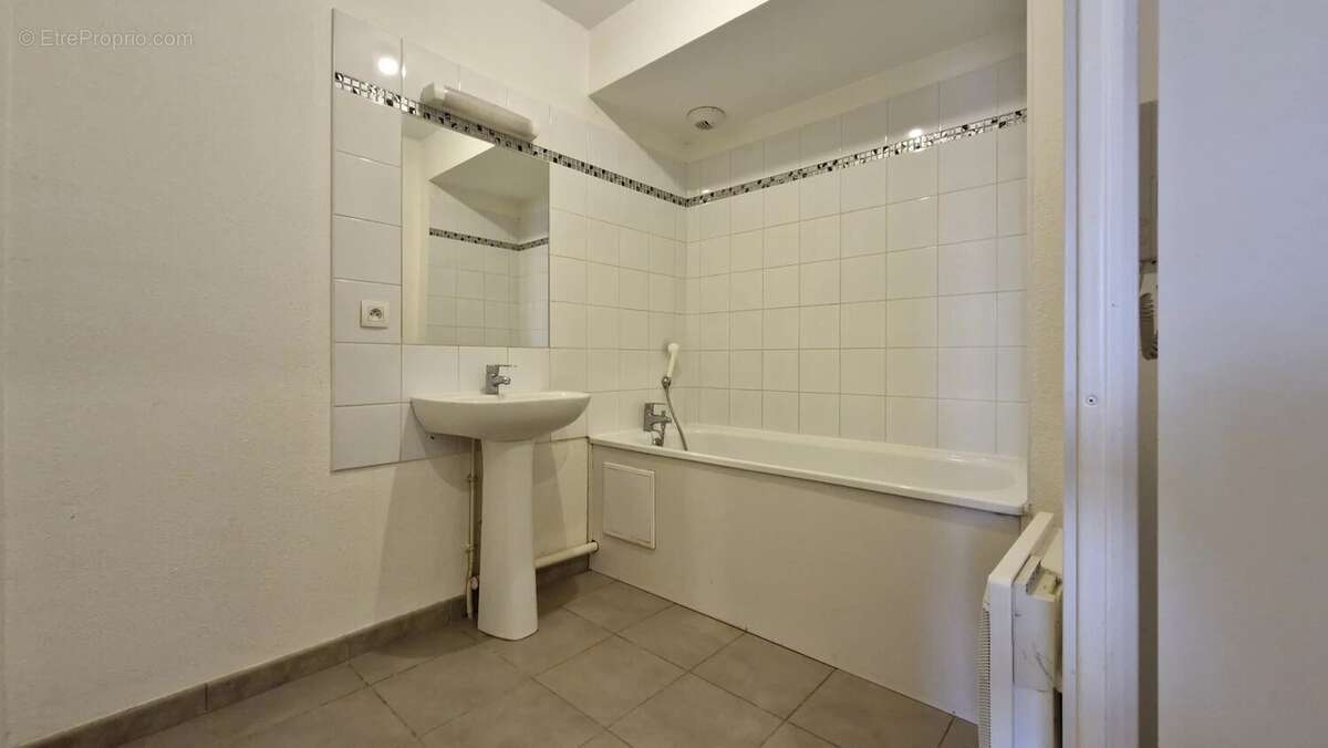 Appartement à VILLENAVE-D'ORNON